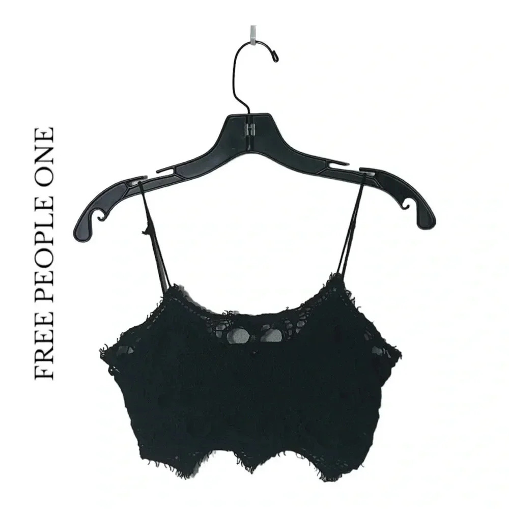 1935. FREE PEOPLE ONE SPAGHETTI STRAP CROPPED TOP CROCHET/MESH SIZE MEDIUM BLACK